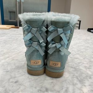 RARE BLUE Bailey Bow UGG Boots size 7